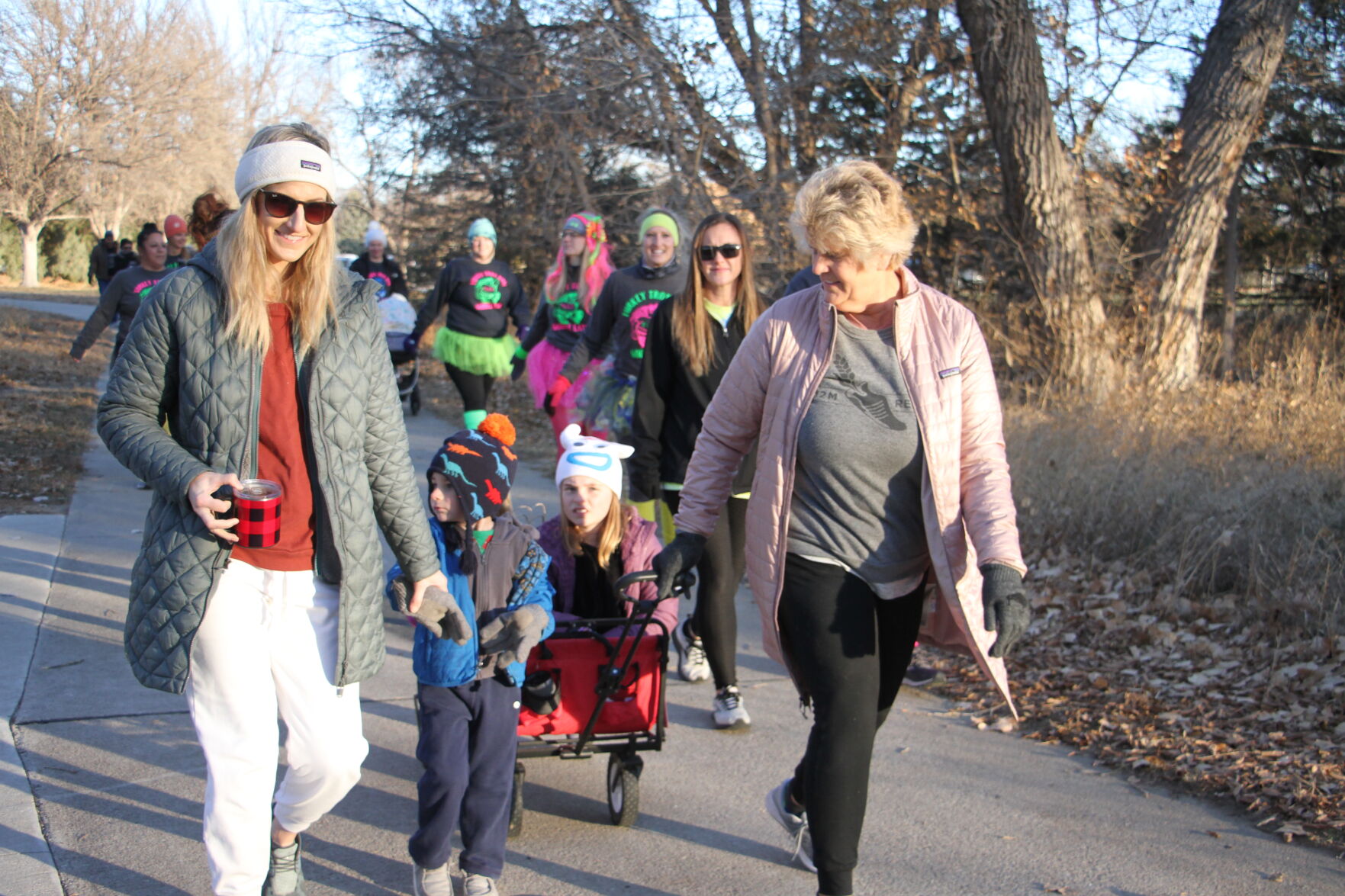 Turkey trotters gobble their way down trail